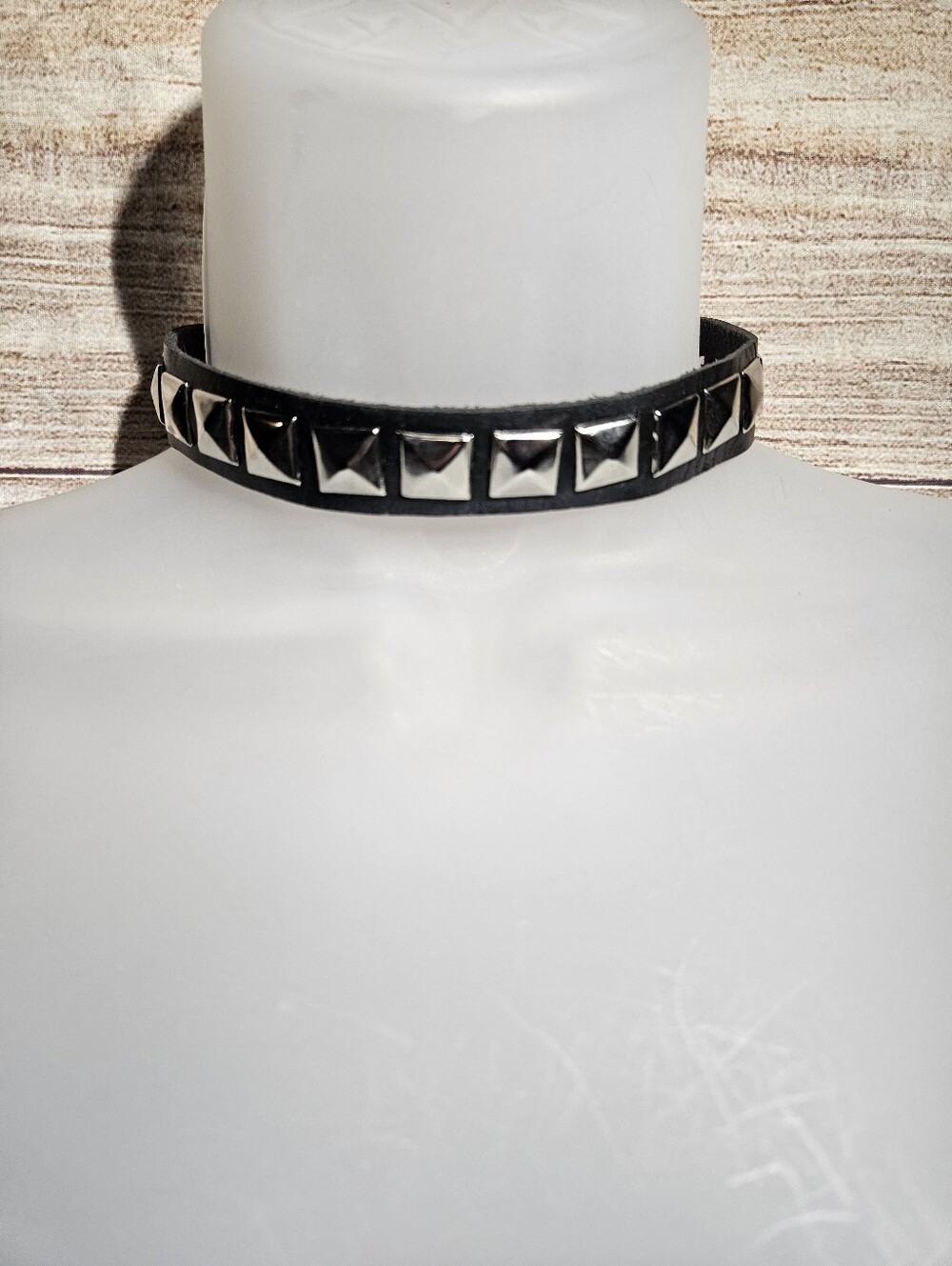 Gothic black studded choker collar